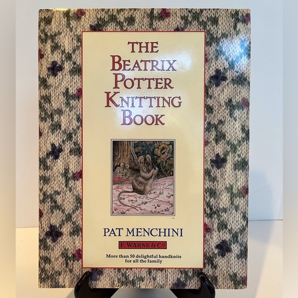 The Beatrix Potter Knitting Book by Pat Menchini - Picture 1 of 16